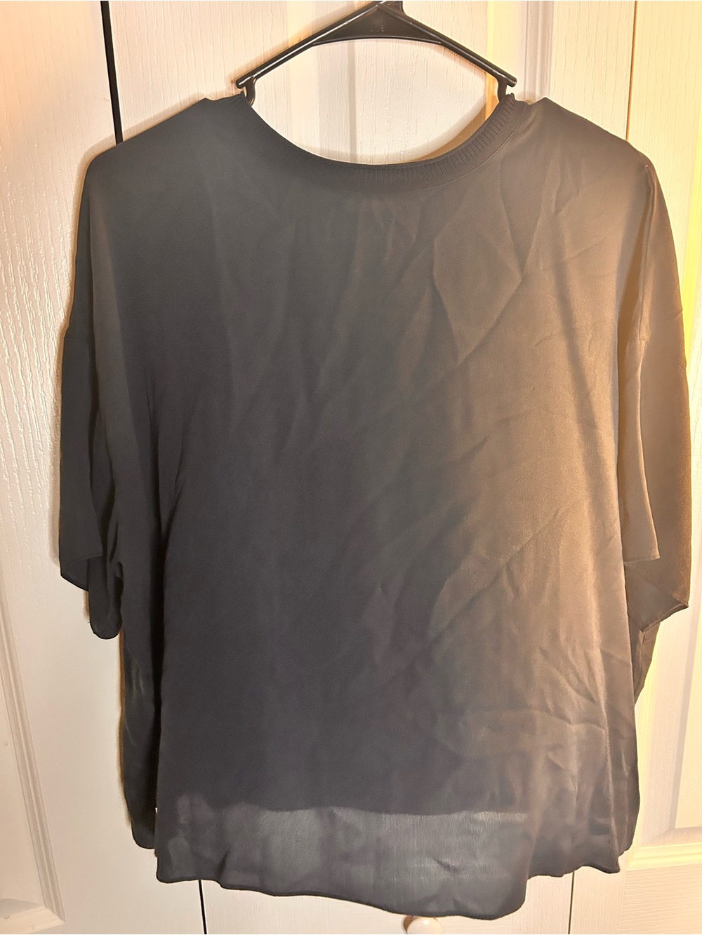 Vince Women’s Size Small Navy Blue Short Sleeve Crew Neck Cropped Silk Top